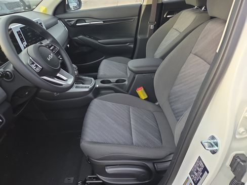 New 2026 Kia Seltos LX image 4