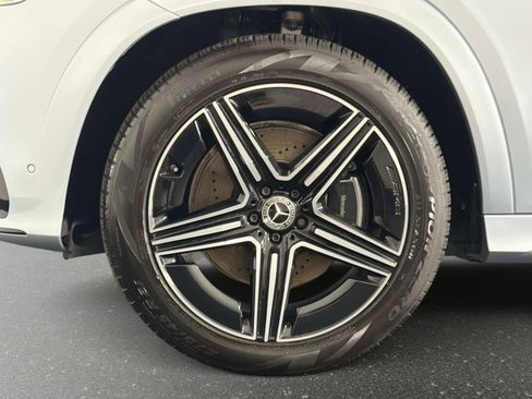 Used 2026 Mercedes-Benz GLE 450 4MATIC w/ Driver Assistance Package image 19