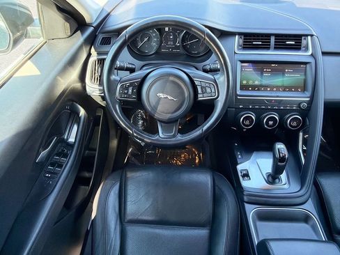 Used 2018 Jaguar E-PACE S image 17