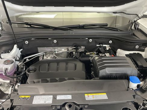 New 2026 Volkswagen Atlas Cross Sport SE image 39