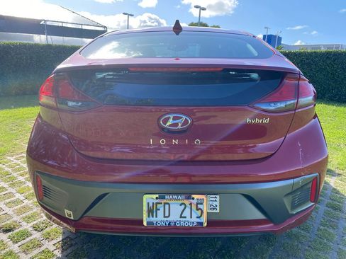 Used 2020 Hyundai Ioniq SE FWD image 24