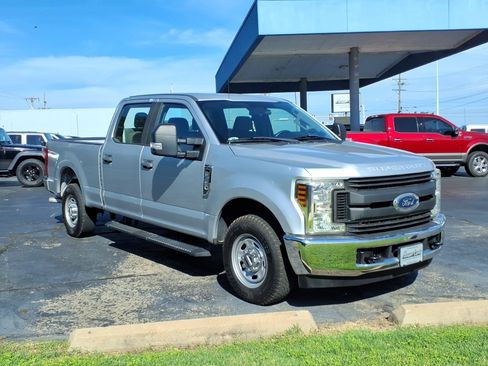 Used 2018 Ford F350 XL RWD image 1