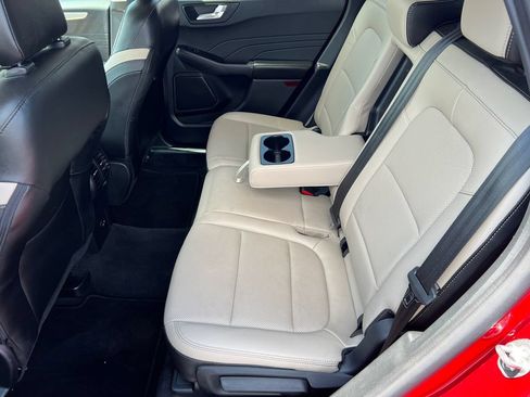 Certified 2022 Ford Escape SEL w/ Technology Package FWD image 22