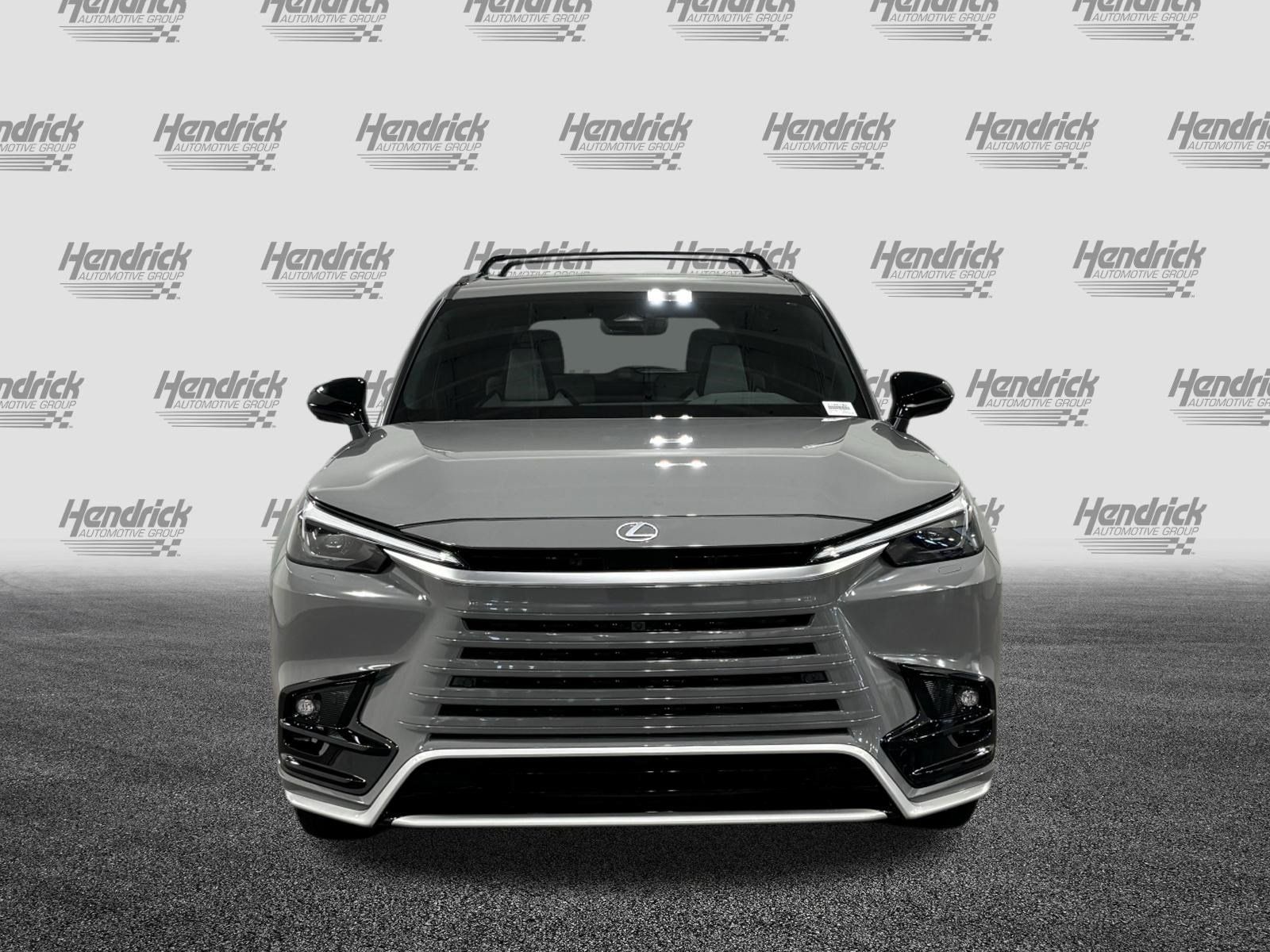 Used 2026 Lexus TX 500h AWD w/ Technology Package image 5