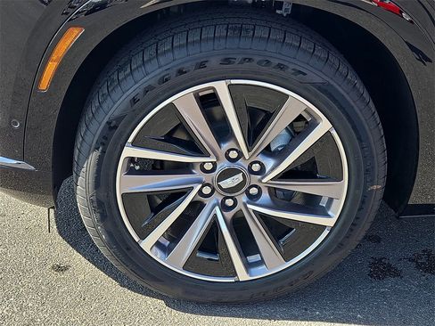 New 2026 Cadillac Vistiq Sport image 8