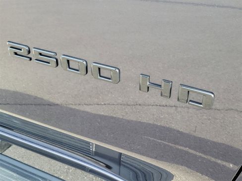 Used 2024 Chevrolet Silverado 2500 Custom w/ Custom Value Package image 7