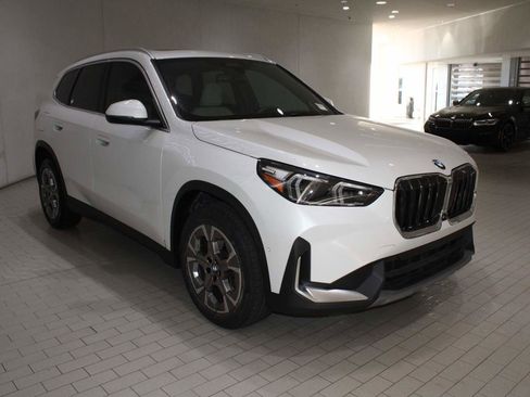 Certified 2023 BMW X1 xDrive28i w/ Premium Package image 7