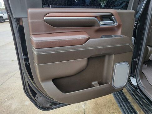 Used 2024 GMC Sierra 2500 Denali w/ Denali Reserve Package image 31