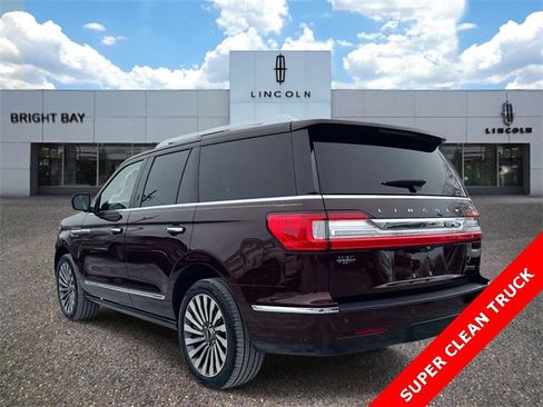 Used 2018 Lincoln Navigator Reserve w/ Technology Package image 3