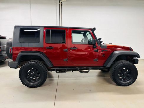 Used 2009 Jeep Wrangler Unlimited X RWD image 9