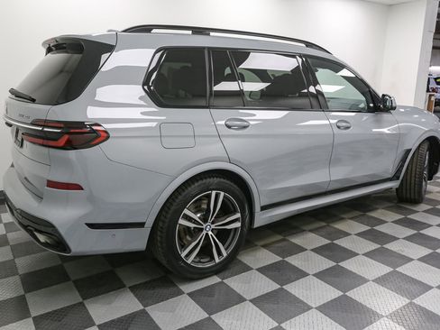 Used 2023 BMW X7 xDrive40i w/ Executive Package image 8