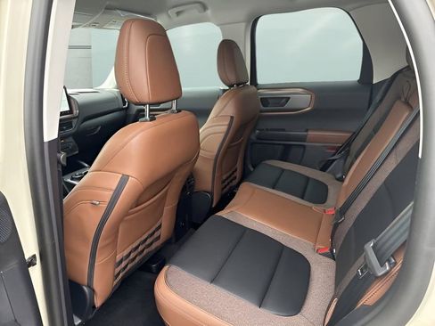 Used 2025 Ford Bronco Sport Outer Banks w/ Outer Banks Tech Package+ image 35