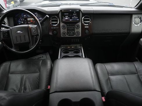 Used 2013 Ford F250 Lariat w/ Lariat Interior Pkg image 20