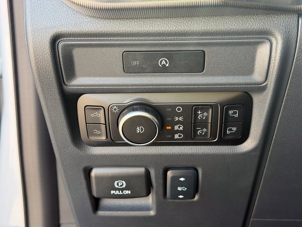 Used 2025 Ford F150 Raptor AWD/4WD image 11