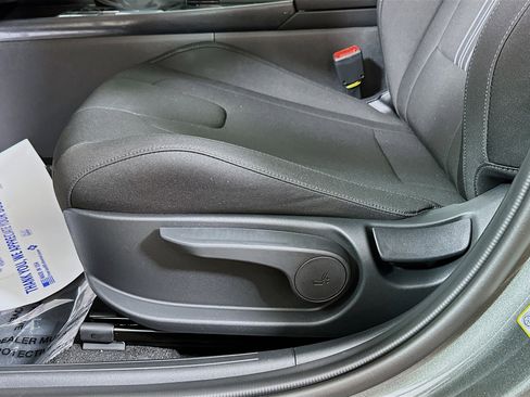 New 2026 Hyundai Elantra Blue FWD image 18