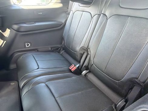 New 2026 Jeep Grand Cherokee L Limited AWD/4WD image 11