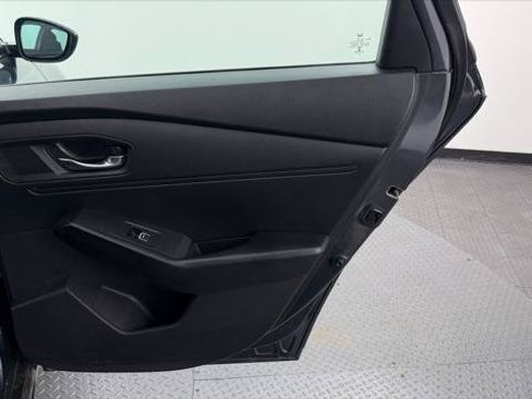Used 2023 Honda Accord LX image 19