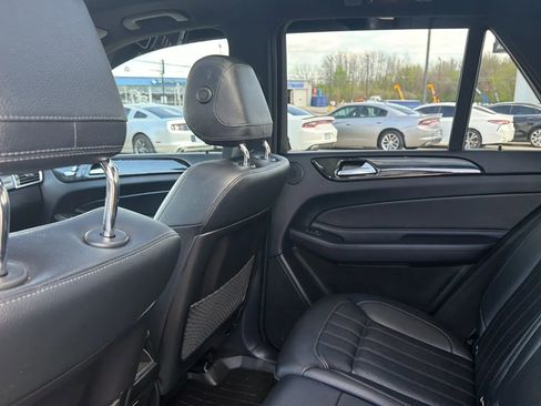 Used 2017 Mercedes-Benz GLE 350 4MATIC image 37