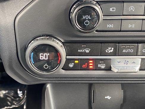 Used 2024 Ford Bronco Outer Banks AWD/4WD image 13