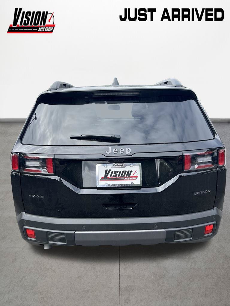 Used 2026 Jeep Cherokee Laredo AWD/4WD image 4