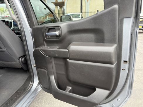 Used 2021 Chevrolet Silverado 1500 LT AWD/4WD image 13