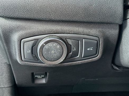 Used 2019 Lincoln MKC Reserve w/ MKC Climate Package AWD/4WD image 10