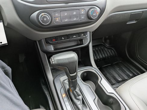 Used 2021 Chevrolet Colorado W/T image 19
