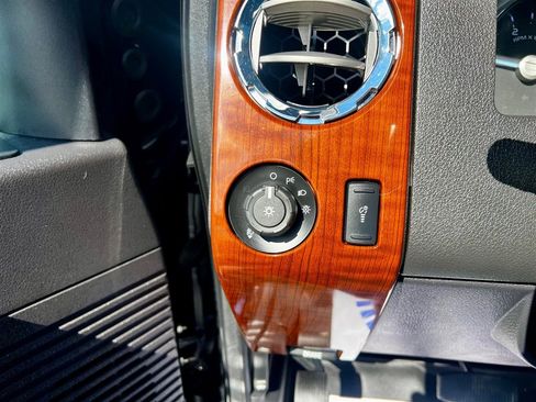 Used 2016 Ford F350 King Ranch w/ King Ranch w/Chrome Package image 34