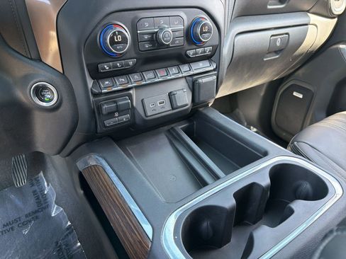 Used 2020 Chevrolet Silverado 1500 High Country AWD/4WD image 26