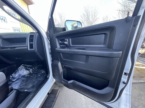 Used 2017 RAM 2500 Tradesman w/ Popular Equipment Group image 9