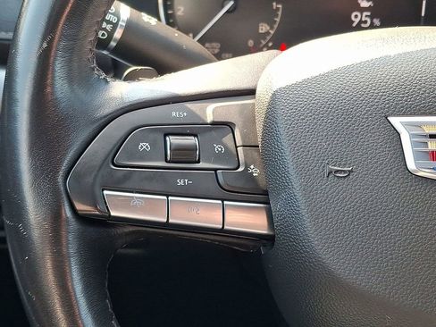 Used 2022 Cadillac XT4 Premium Luxury w/ Safety Alert Package image 20