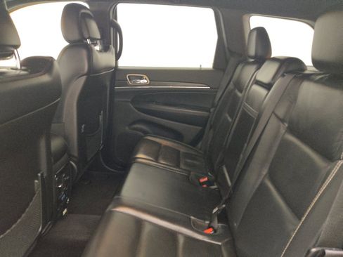 Used 2017 Jeep Grand Cherokee Limited AWD/4WD image 18