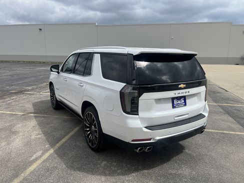 Used 2025 Chevrolet Tahoe High Country image 4