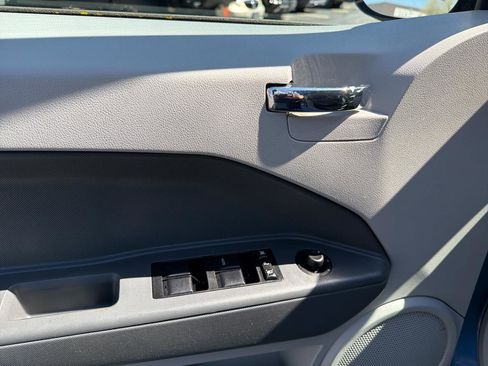 Used 2007 Dodge Caliber R/T w/ Leather Interior Group image 11