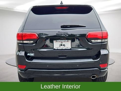 Used 2017 Jeep Grand Cherokee Altitude AWD/4WD image 6