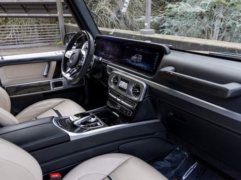 Used 2024 Mercedes-Benz G 63 AMG 4MATIC image 61