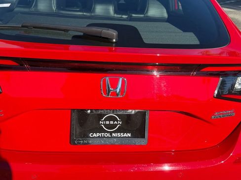 Used 2024 Honda Civic Sport Touring image 10