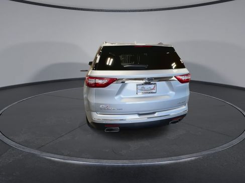 Certified 2020 Chevrolet Traverse Premier image 7