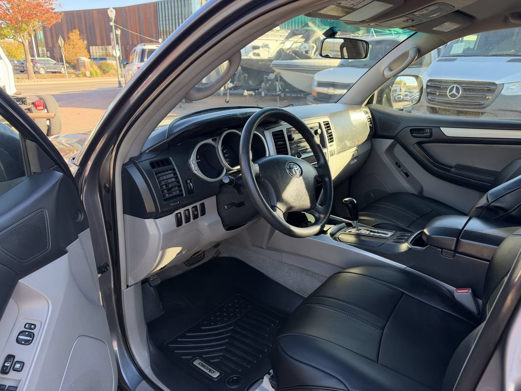 Used 2004 Toyota 4Runner SR5 RWD image 15