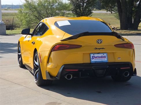 Used 2022 Toyota Supra Premium w/ Driver Assist Package image 6