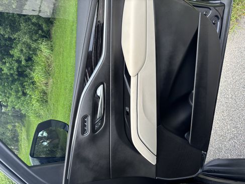 Used 2021 Cadillac Escalade Sport RWD image 8