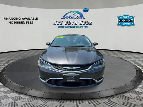Used 2015 Chrysler 200 Limited image 2