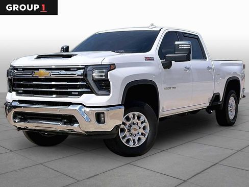 Used 2025 Chevrolet Silverado 2500 LTZ w/ LTZ Premium Package AWD/4WD image 1