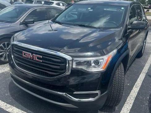 Used 2017 GMC Acadia SLE FWD image 1