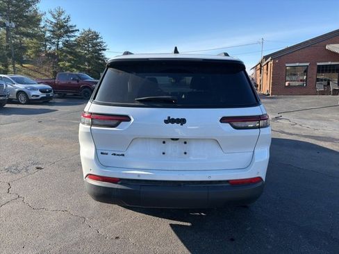 Used 2021 Jeep Grand Cherokee L Altitude image 10