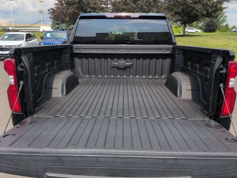 Used 2020 Chevrolet Silverado 1500 RST AWD/4WD image 28