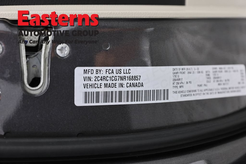 Used 2022 Chrysler Voyager LX FWD image 36