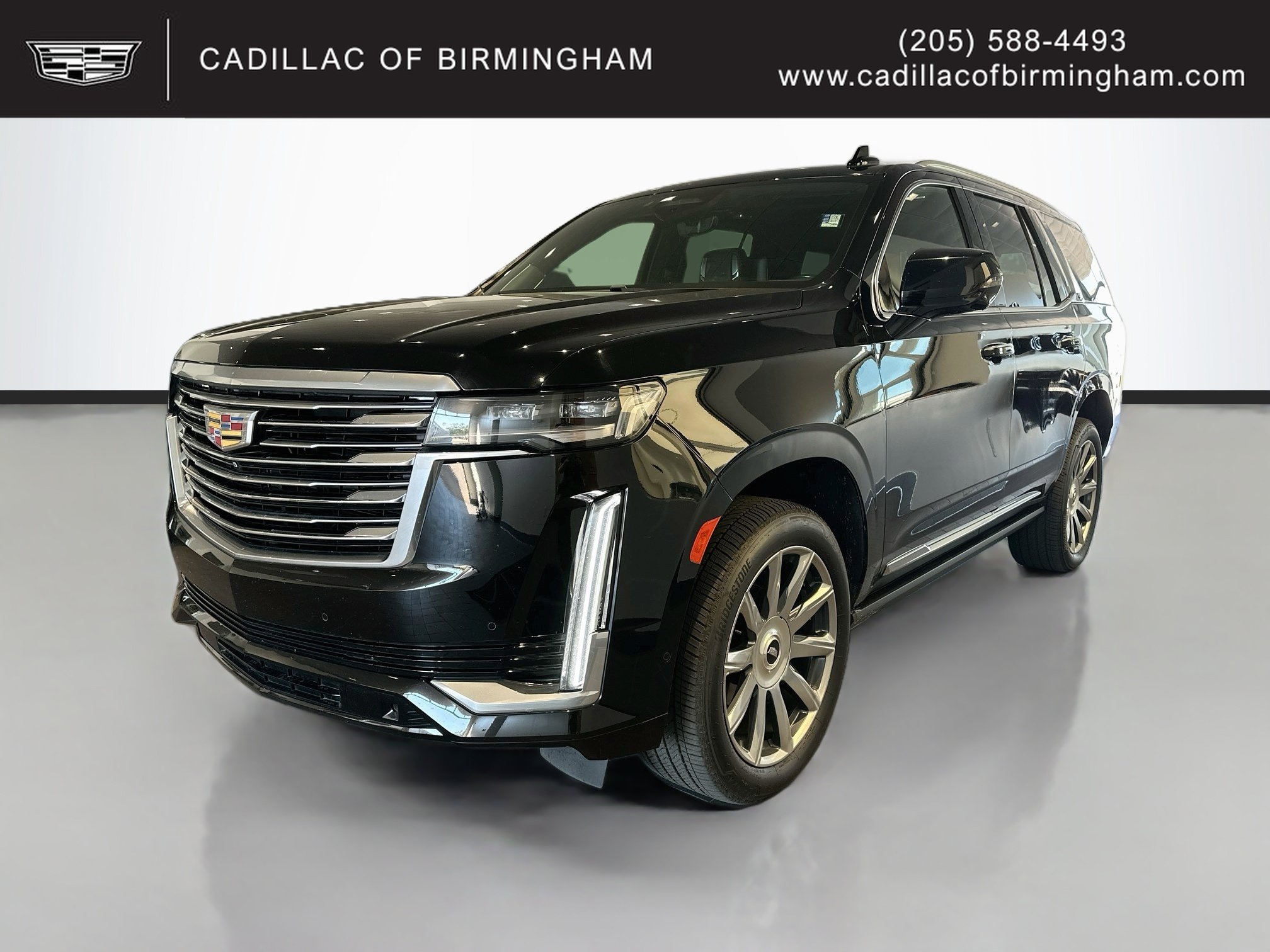 Used 2022 Cadillac Escalade Premium Luxury Platinum w/ Heavy-Duty Trailer Package AWD/4WD image 1