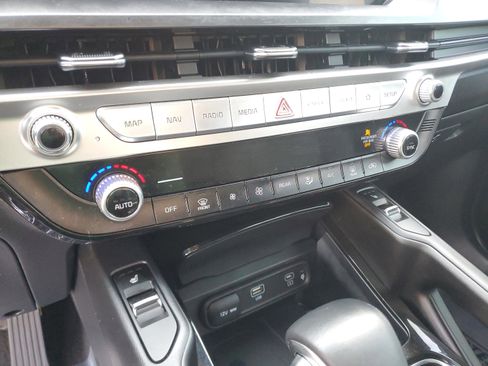 Used 2023 Kia Telluride S w/ S Sunroof Package image 17