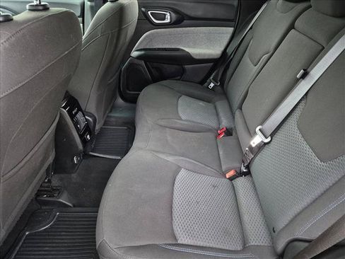 Used 2024 Jeep Compass Sport AWD/4WD image 18